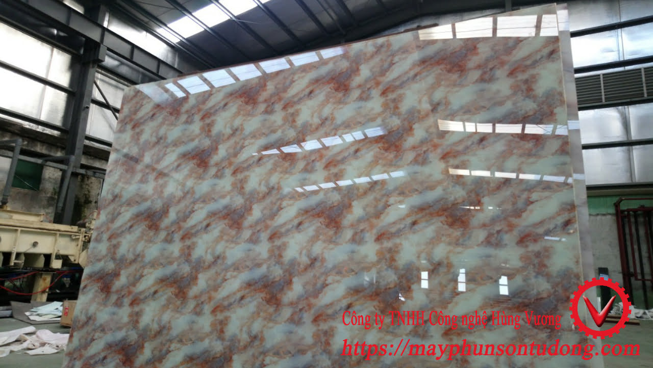 dây chuyền sơn kính tự động