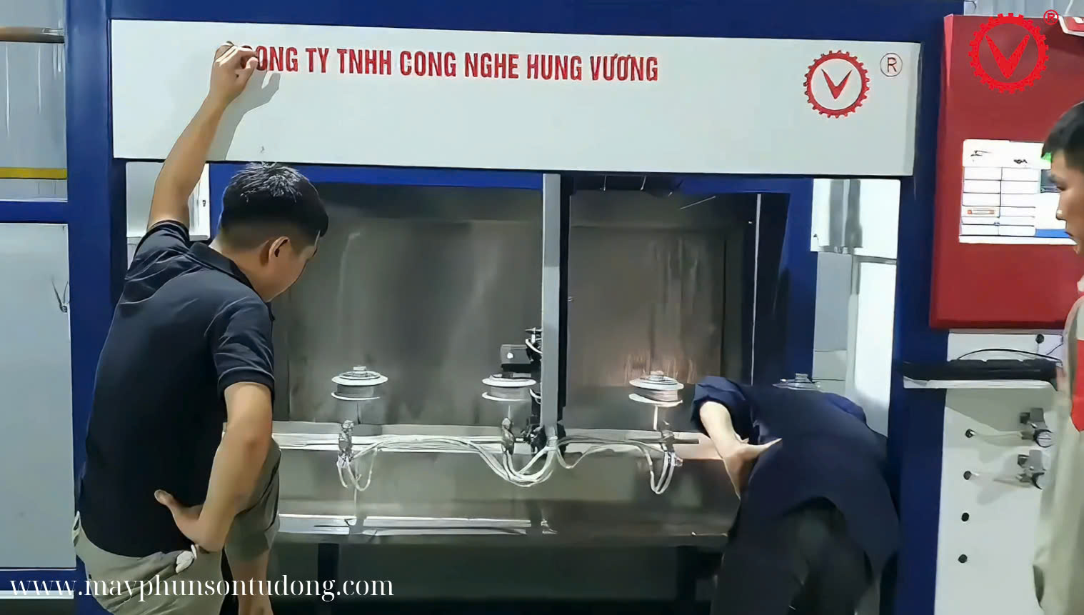 Dây chuyền sơn vành bánh xe tự động