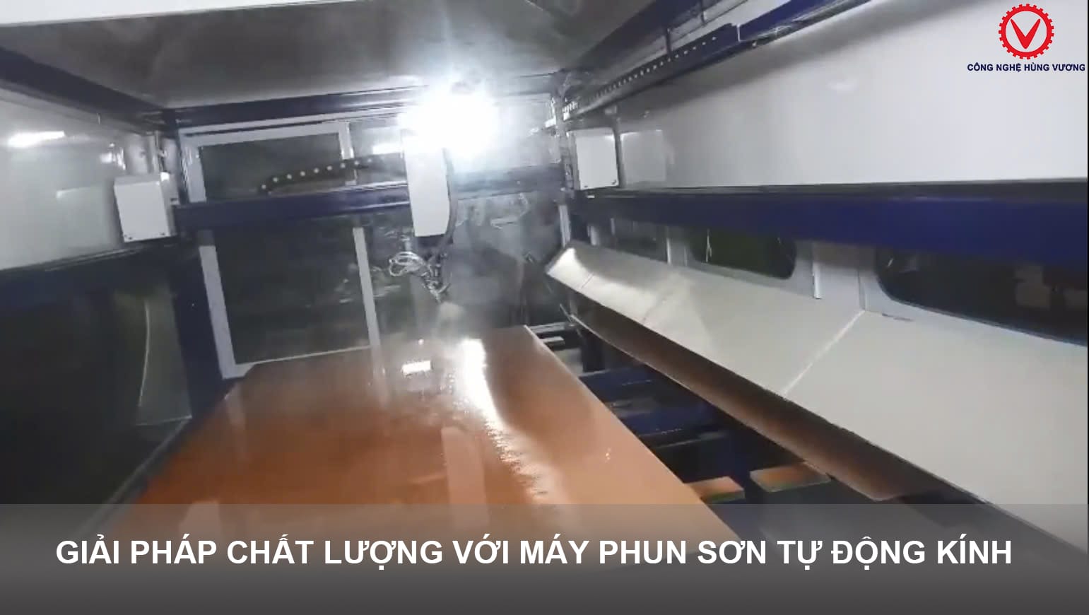 máy phun sơn tự động kính